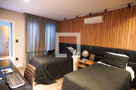 Casa à venda com 267m², 3 quartos e 4 vagas Casa à venda com 267m², 3 quartos e 4 vagasQuarto 3