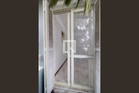 Casa à venda com 133m², 3 quartos e 2 vagasQuarto 2-Varanda