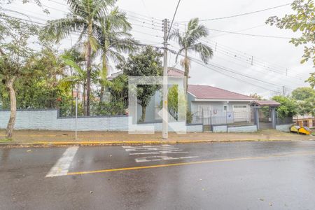 Casa à venda com 133m², 3 quartos e 2 vagasFachada