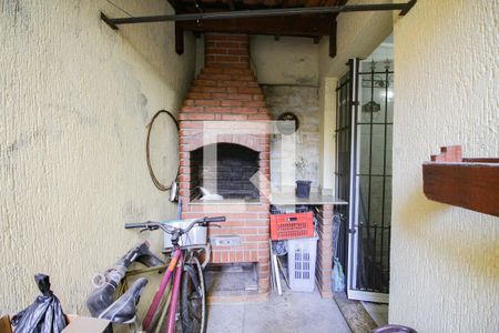 Casa à venda com 116m², 3 quartos e 2 vagasÁrea de Serviço