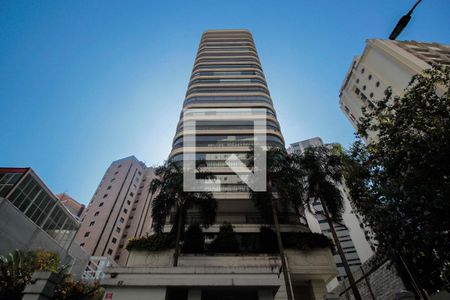 Apartamento à venda com 334m², 4 quartos e 6 vagas Apartamento à venda com 334m², 4 quartos e 6 vagasFachada