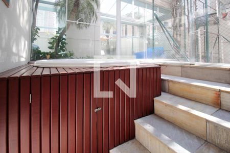 Apartamento à venda com 334m², 4 quartos e 6 vagas Apartamento à venda com 334m², 4 quartos e 6 vagasÁrea comum