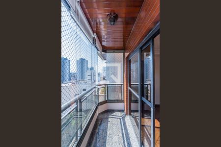 Varanda da sala de apartamento para alugar com 3 quartos, 136m² em Vila Sao Vicente, São Paulo