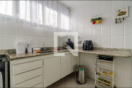 Apartamento à venda com 101m², 2 quartos e 1 vagaCozinha