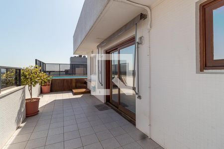 Apartamento à venda com 157m², 2 quartos e 1 vagaTerraço