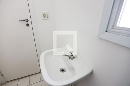 Lavabo - detalhes de casa de condomínio para alugar com 3 quartos, 72m² em Paisagem Renoir, Cotia