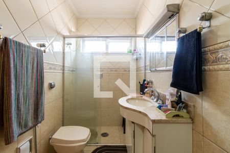 Casa à venda com 189m², 3 quartos e 2 vagas Casa à venda com 189m², 3 quartos e 2 vagasBanheiro 2