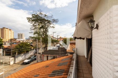 Casa à venda com 189m², 3 quartos e 2 vagas Casa à venda com 189m², 3 quartos e 2 vagasvaranda