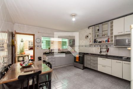Casa à venda com 189m², 3 quartos e 2 vagas Casa à venda com 189m², 3 quartos e 2 vagasCozinha
