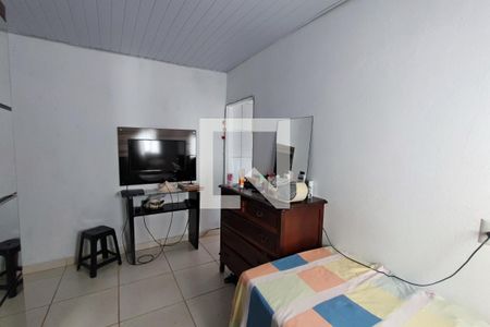 Casa à venda com 170m², 3 quartos e 3 vagasEdícula - Quarto