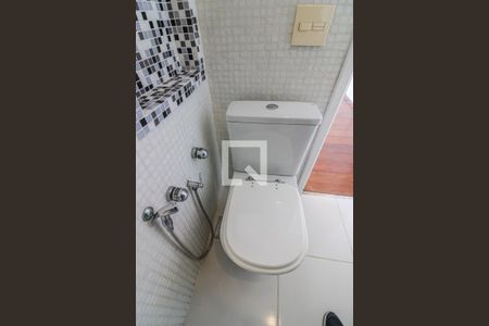 Casa de condomínio à venda com 520m², 5 quartos e 3 vagas Casa de condomínio à venda com 520m², 5 quartos e 3 vagasSuíte 2 - Banheiro