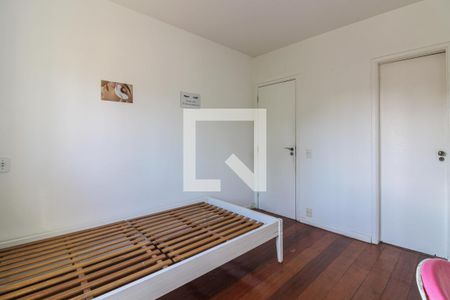 Casa de condomínio à venda com 520m², 5 quartos e 3 vagas Casa de condomínio à venda com 520m², 5 quartos e 3 vagasSuíte 4