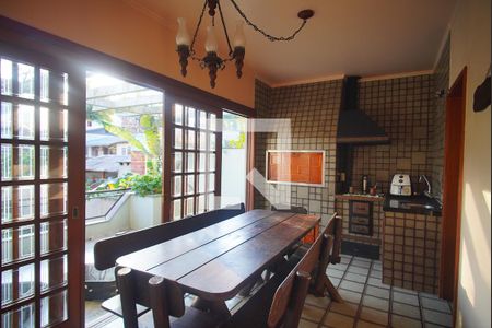 Casa à venda com 420m², 4 quartos e 3 vagas Salão de festas