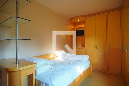 Casa à venda com 420m², 4 quartos e 3 vagasQuarto 2