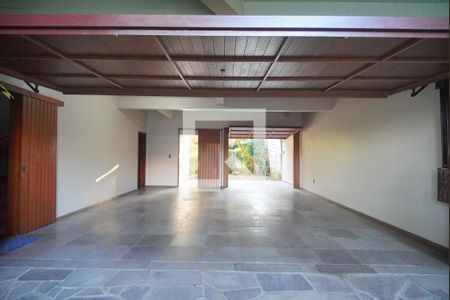 Casa à venda com 420m², 4 quartos e 3 vagasGaragem