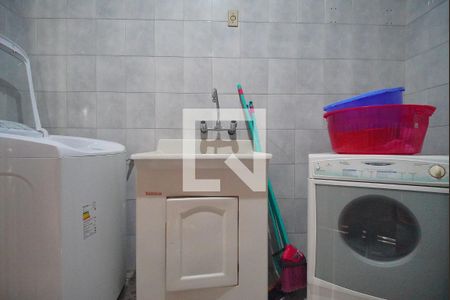 Casa à venda com 420m², 4 quartos e 3 vagasÁrea de Serviço