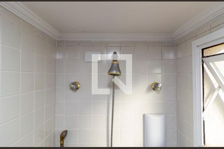 Apartamento à venda com 74m², 2 quartos e 2 vagas Apartamento à venda com 74m², 2 quartos e 2 vagasBanheiro Social