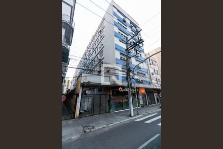 Apartamento à venda com 78m², 2 quartos e sem vaga Apartamento à venda com 78m², 2 quartos e sem vagaFachada