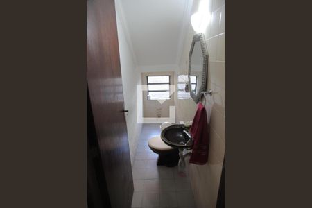 Casa à venda com 220m², 3 quartos e 6 vagasBanheiro 1