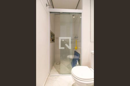 Apartamento à venda com 92m², 2 quartos e 2 vagas Apartamento à venda com 92m², 2 quartos e 2 vagasBanheiro da Suíte 2