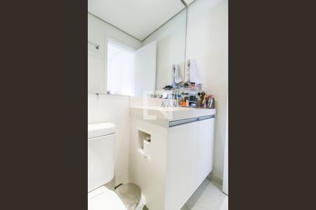 Apartamento à venda com 92m², 2 quartos e 2 vagas Apartamento à venda com 92m², 2 quartos e 2 vagasBanheiro da Suíte 2