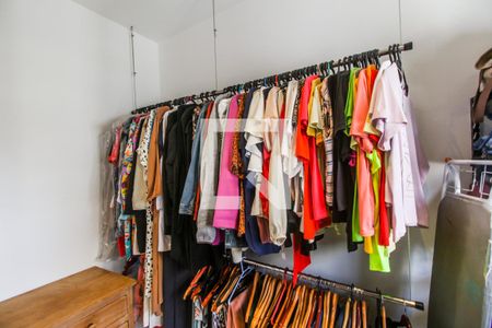 Apartamento à venda com 92m², 2 quartos e 2 vagas Apartamento à venda com 92m², 2 quartos e 2 vagasCloset da suíte 1