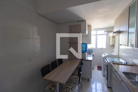 Apartamento à venda com 200m², 3 quartos e 2 vagas Apartamento à venda com 200m², 3 quartos e 2 vagasCozinha e Área de Serviço