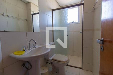 Apartamento à venda com 200m², 3 quartos e 2 vagas Apartamento à venda com 200m², 3 quartos e 2 vagasBanheiro Social