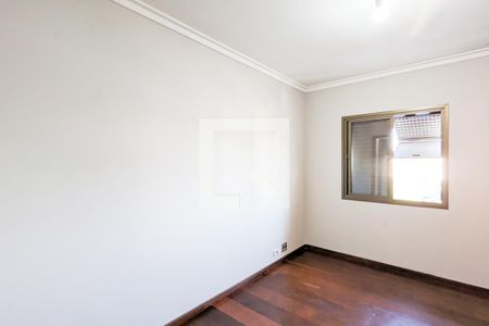 Apartamento à venda com 131m², 3 quartos e 2 vagas Apartamento à venda com 131m², 3 quartos e 2 vagasQuarto 1