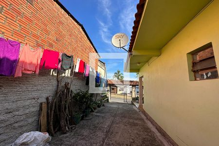 Casa à venda com 140m², 3 quartos e 2 vagasÁrea Externa