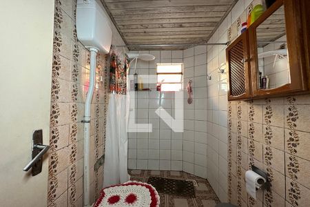 Casa à venda com 140m², 3 quartos e 2 vagasBanheiro
