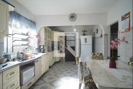 Casa à venda com 150m², 3 quartos e 2 vagascozinha