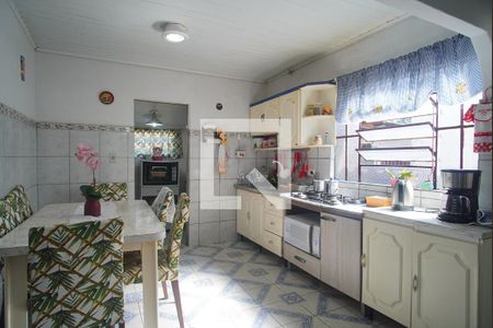 Casa à venda com 150m², 3 quartos e 2 vagascozinha