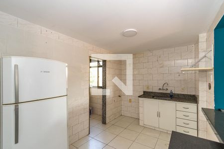 Apartamento à venda com 99m², 3 quartos e 2 vagas Apartamento à venda com 99m², 3 quartos e 2 vagasCozinha