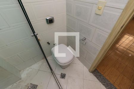 Apartamento à venda com 99m², 3 quartos e 2 vagas Apartamento à venda com 99m², 3 quartos e 2 vagasBanheiro da Suíte