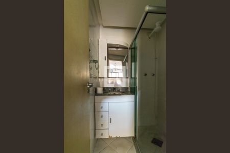 Apartamento à venda com 99m², 3 quartos e 2 vagas Apartamento à venda com 99m², 3 quartos e 2 vagasBanheiro da Suíte