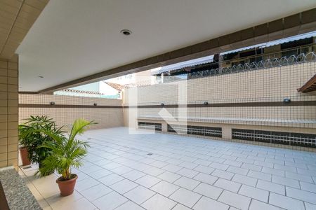 Apartamento à venda com 99m², 3 quartos e 2 vagas Apartamento à venda com 99m², 3 quartos e 2 vagasÁrea comum - Espaço para festas