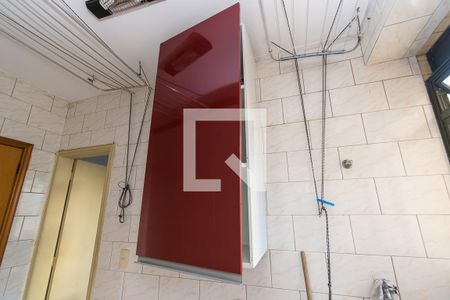 Apartamento à venda com 99m², 3 quartos e 2 vagas Apartamento à venda com 99m², 3 quartos e 2 vagasÁrea de Serviço - Armário