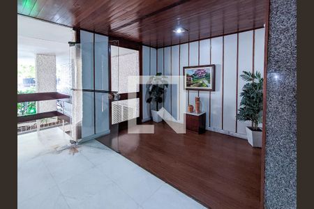 Apartamento à venda com 70m², 3 quartos e sem vagaFachada e portaria