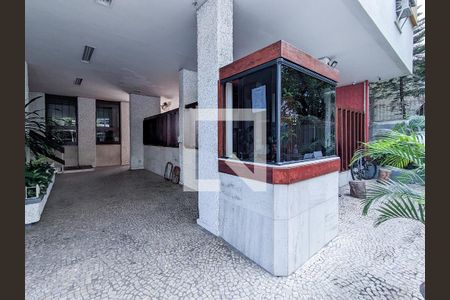 Apartamento à venda com 70m², 3 quartos e sem vagaFachada e portaria