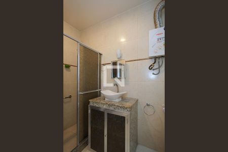 Apartamento à venda com 70m², 3 quartos e sem vagaBanheiro Corredor