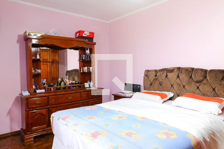 Casa à venda com 232m², 3 quartos e 3 vagas Casa à venda com 232m², 3 quartos e 3 vagasQuarto 2