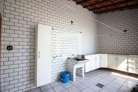 Casa à venda com 360m², 4 quartos e 5 vagasÁrea de Serviço