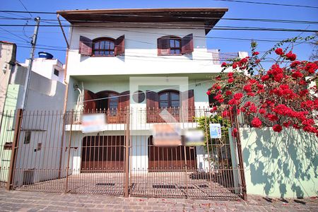Casa à venda com 360m², 4 quartos e 5 vagasFachada