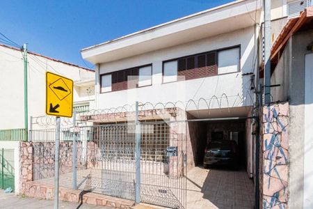 Casa à venda com 304m², 5 quartos e 3 vagasFachada