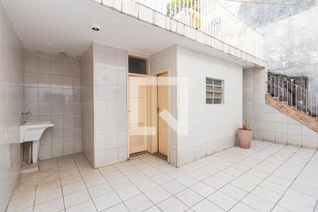 Casa à venda com 304m², 5 quartos e 3 vagasCasa 1 - Área de Serviço