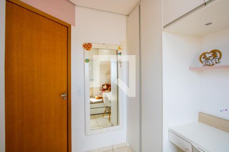 Apartamento à venda com 72m², 2 quartos e 1 vagaQuarto 2