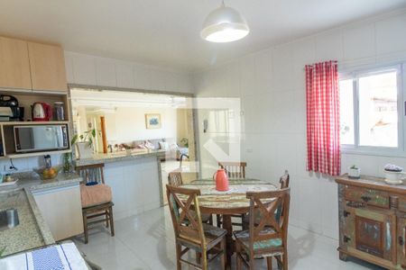 Casa à venda com 189m², 3 quartos e 4 vagas Casa à venda com 189m², 3 quartos e 4 vagasCozinha