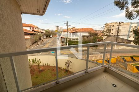 Casa à venda com 189m², 3 quartos e 4 vagas Casa à venda com 189m², 3 quartos e 4 vagasSacada