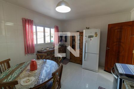 Casa à venda com 189m², 3 quartos e 4 vagas Casa à venda com 189m², 3 quartos e 4 vagasCozinha